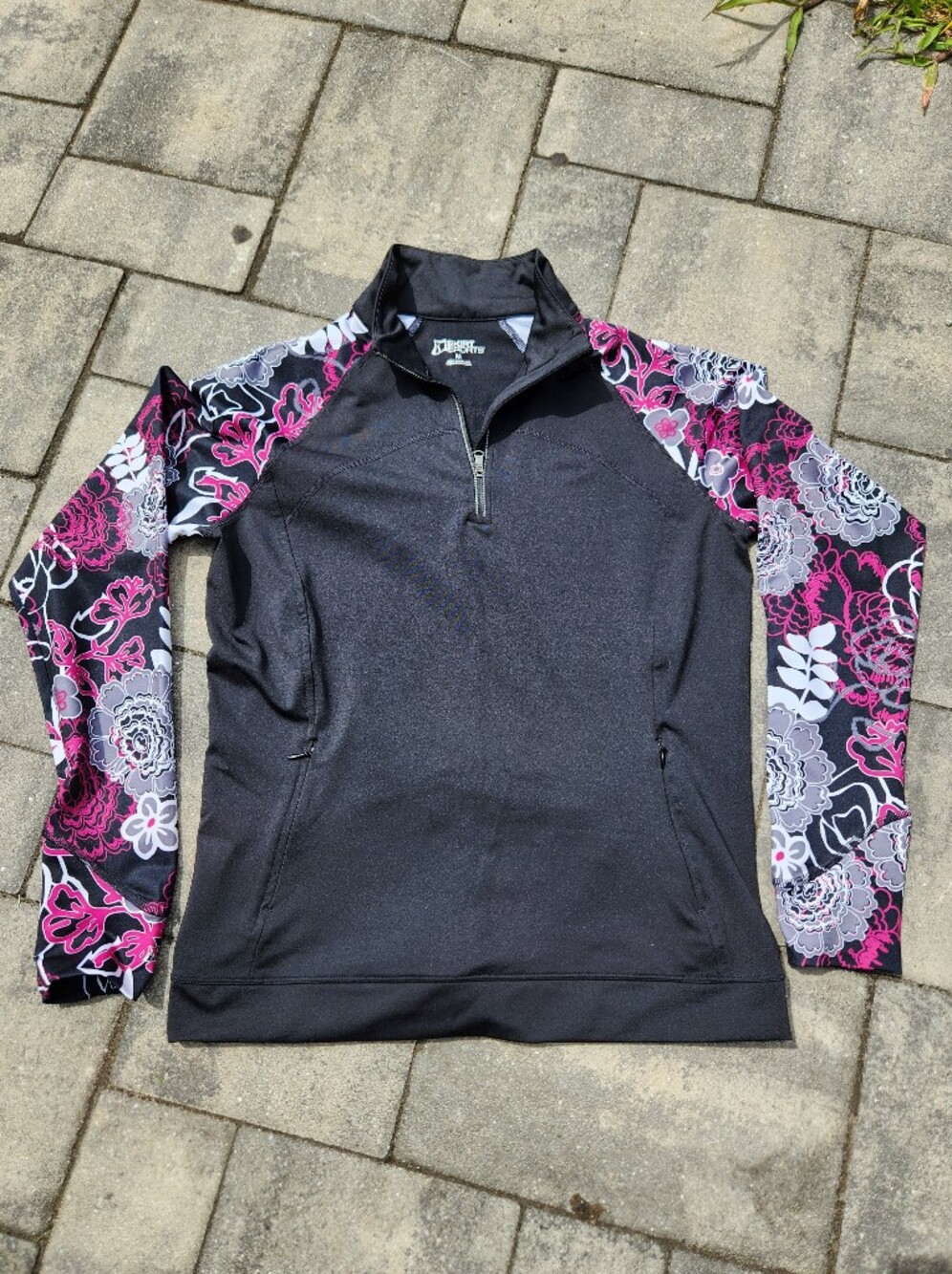 Skirt Sports Jacket 3/4 Zip Pullover with Pink Floral Sleeves Medium